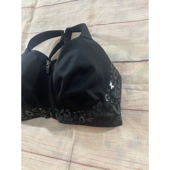 Victoria Sport Women's Black Double Layered Front CLosure Sports Bra - 36DDD - Picture 2 of 10